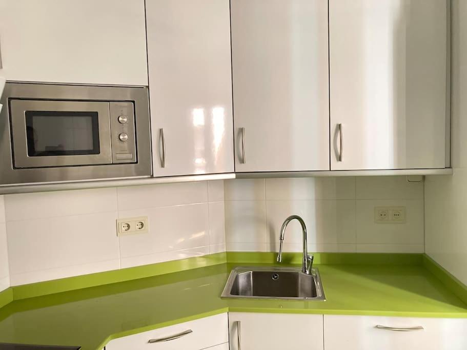 Centrico Apartamento De 2 Habitaciones By Bebalmy Oviedo Exteriör bild